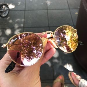 Gold matte/pink round Ray Bans with mirror lenses